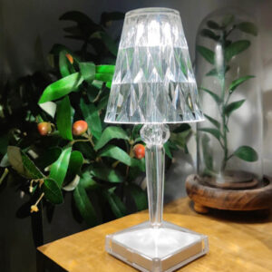 Pastatomas šviestuvas 002